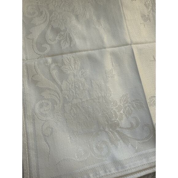 Vintage Made in Japan Damask Napkins Set of 6 White Floral Jacquard Cottagecore - Picture 2 of 6